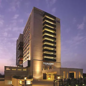 doubletree-by-hilton.top-gurgaonhotels.com/